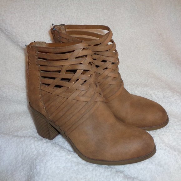 Arizona Jean Company Shoes - Arizona Jeans Orlando Tan Boots Size 9 Medium